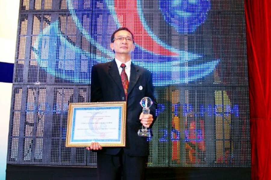 Lễ tôn vinh doanh nghiệp TP.HCM tiêu biểu năm 2013 13 3