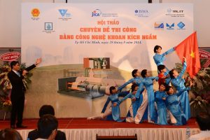 Hội thảo chuyên đề thi công bằng công nghệ khoan kích ngầm DSC 95162