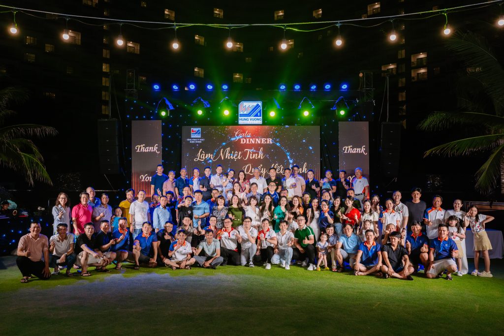 Hùng Vương Construction: Tăng nhiệt huyết và đoàn kết cùng chương trình Team building “Vượt sóng ra khơi – Vươn tầm cao mới” hungvuongco gala dinner