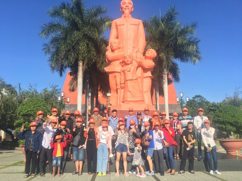 Xây dựng môi trường làm việc tích cực: Sự kiện Team Building giữa các nhà máy Hùng Vương Construction để tạo ra sự đột phá xay dung moi truong lam viec4