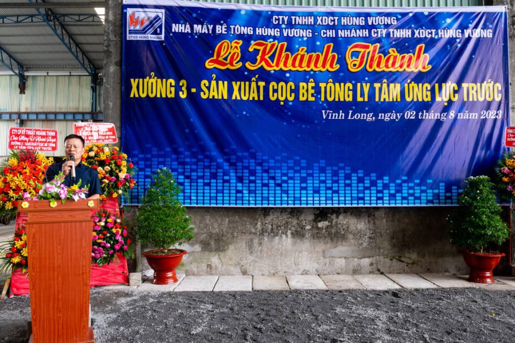 Nhà máy Hùng Vương – Vĩnh Long: Khánh thành nhà xưởng cọc 3 ong dinh cong tuan phat bieu