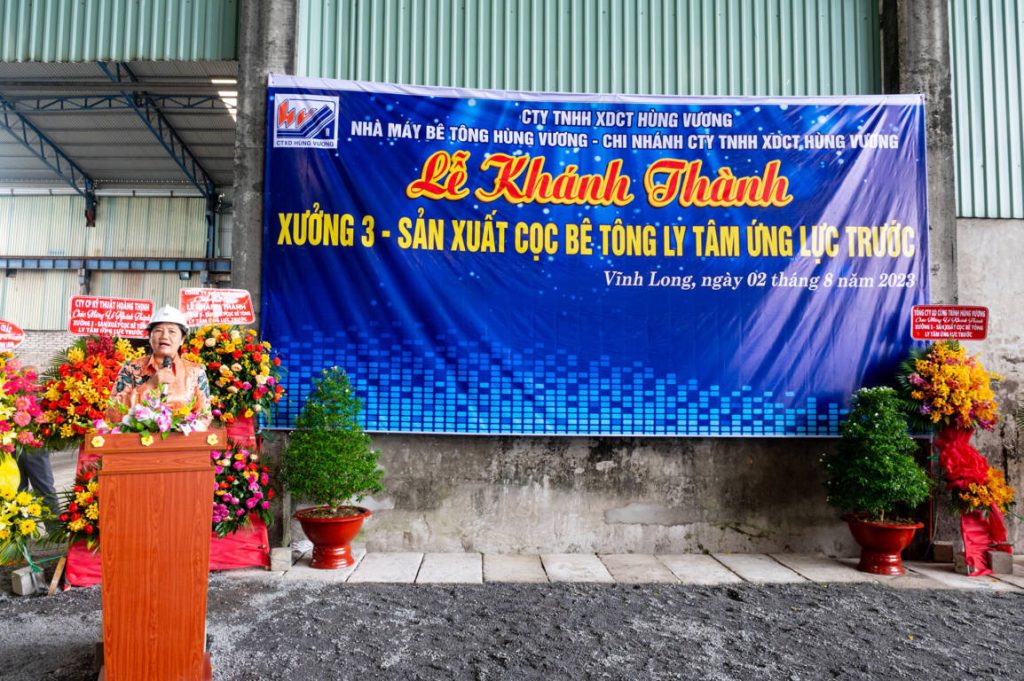 Nhà máy Hùng Vương – Vĩnh Long: Khánh thành nhà xưởng cọc 3 phan thi my hanh phat bieu