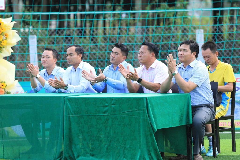 Nhà máy Hùng Vương - Bình Phước: Tham gia giải bóng đá Cúp Điện máy Thanh Bình giai bong da cup dien may thanh binh 3