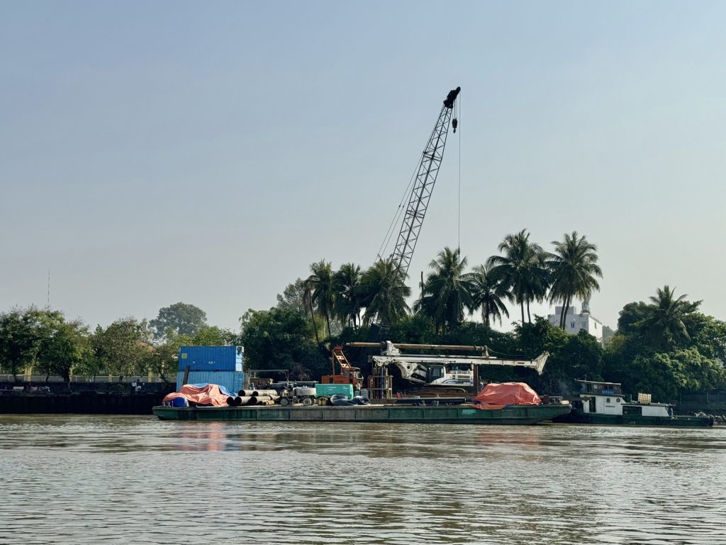 Khởi công dự án Kè chống sạt lở bờ sông Đồng Nai khoi cong du an ke chong sat lo bo song dong nai 4