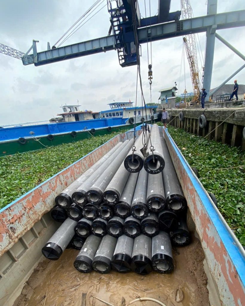 Nhà máy bê tông Hùng Vương - Vĩnh Long: Cung cấp cọc cho dự án cao tốc Châu Đốc - Cần Thơ - Sóc Trăng 470230152 606839998354053 4416427988397800724 n