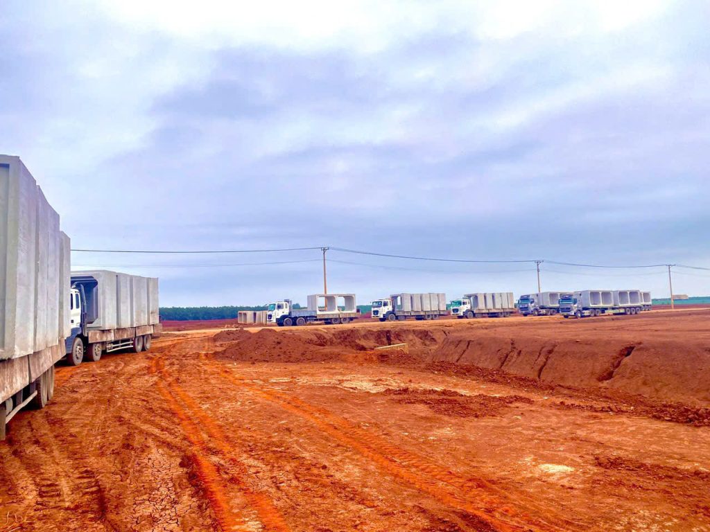 Nhà máy BTĐS Hùng Vương - Vĩnh Cửu: Cung Cấp Cống Hộp Cho Dự Án Sân Bay Long Thành nha may btds hung vuong vinh cuu cung cap cong hop cho du an san bay long thanh 3