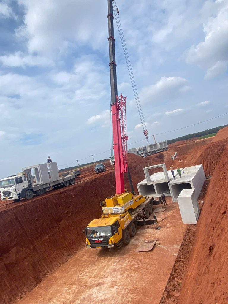 Nhà máy BTĐS Hùng Vương - Vĩnh Cửu: Cung Cấp Cống Hộp Cho Dự Án Sân Bay Long Thành nha may btds hung vuong vinh cuu cung cap cong hop cho du an san bay long thanh 8