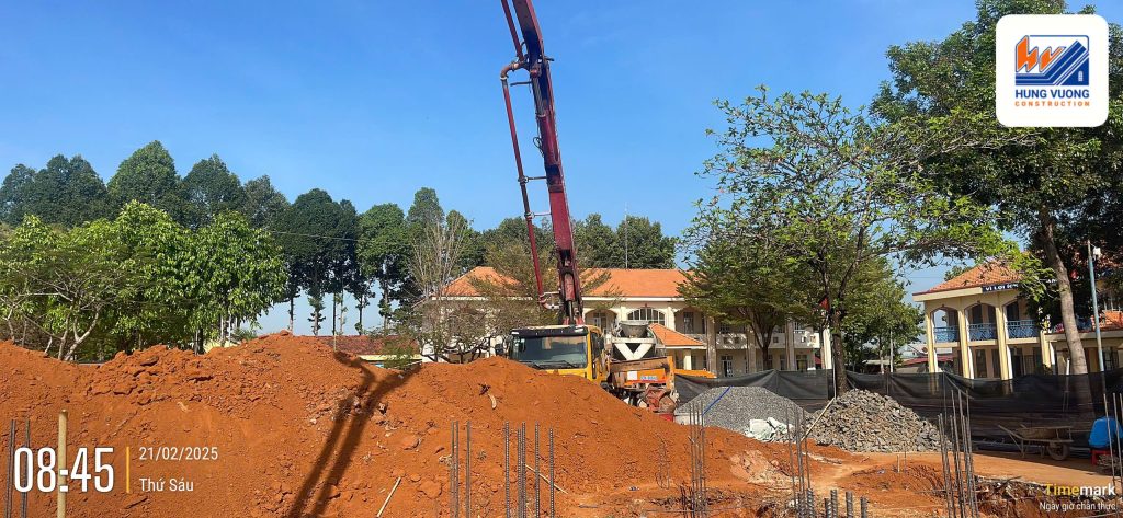 Cung cấp bê tông tươi cho dự án trường học Tại Bình Phước be tong tuoi 2