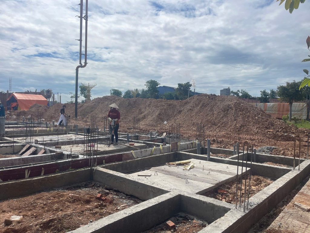 Cung cấp bê tông tươi cho công trình Khu dân cư Thái Công cung cap be tong tuoi cho cong trinh khu dan cu thai cong 1