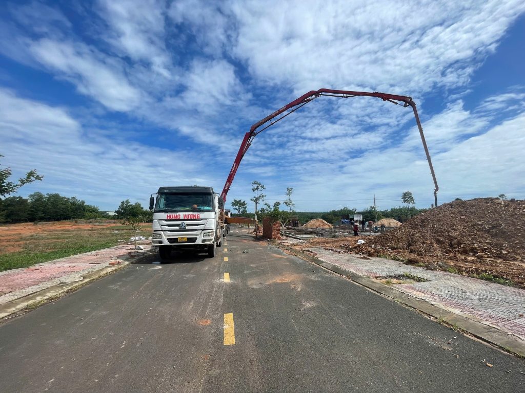 Cung cấp bê tông tươi cho công trình Khu dân cư Thái Công cung cap be tong tuoi cho cong trinh khu dan cu thai cong 2