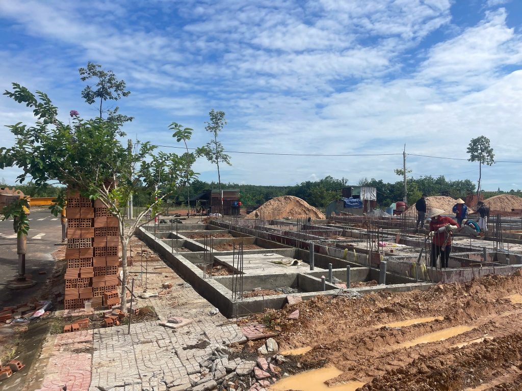 Cung cấp bê tông tươi cho công trình Khu dân cư Thái Công cung cap be tong tuoi cho cong trinh khu dan cu thai cong 6