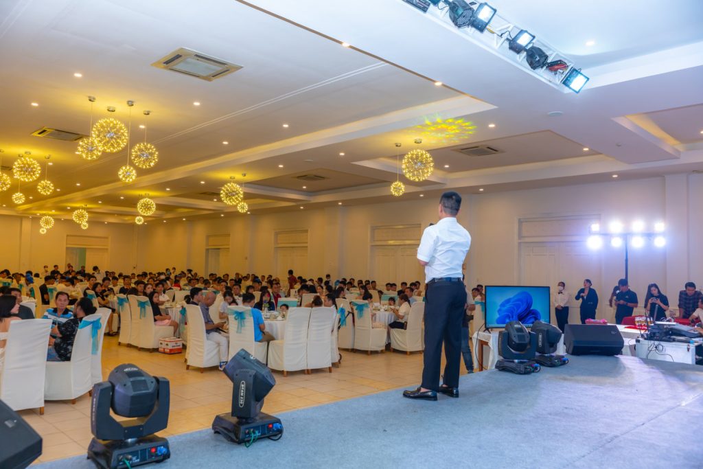 Công Ty Hùng Vương Tổ Chức Du Lịch Ninh Chữ Kết Hợp Teambuilding & Gala Dinner 2025 cong ty hung vuong to chuc du lich ninh chu ket hop teambuilding gala dinner 2025 20