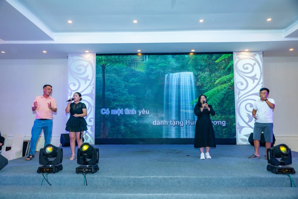 Công Ty Hùng Vương Tổ Chức Du Lịch Ninh Chữ Kết Hợp Teambuilding & Gala Dinner 2025 cong ty hung vuong to chuc du lich ninh chu ket hop teambuilding gala dinner 2025 26