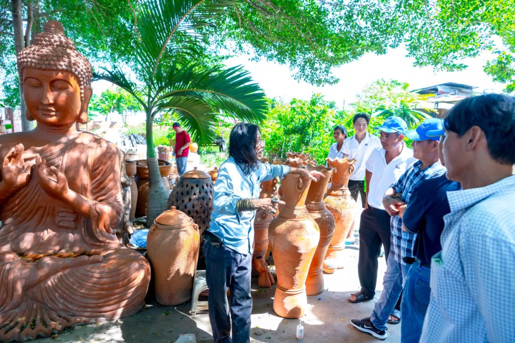 Công Ty Hùng Vương Tổ Chức Du Lịch Ninh Chữ Kết Hợp Teambuilding & Gala Dinner 2025 cong ty hung vuong to chuc du lich ninh chu ket hop teambuilding gala dinner 2025 31