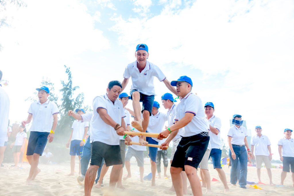 Công Ty Hùng Vương Tổ Chức Du Lịch Ninh Chữ Kết Hợp Teambuilding & Gala Dinner 2025 cong ty hung vuong to chuc du lich ninh chu ket hop teambuilding gala dinner 2025 7