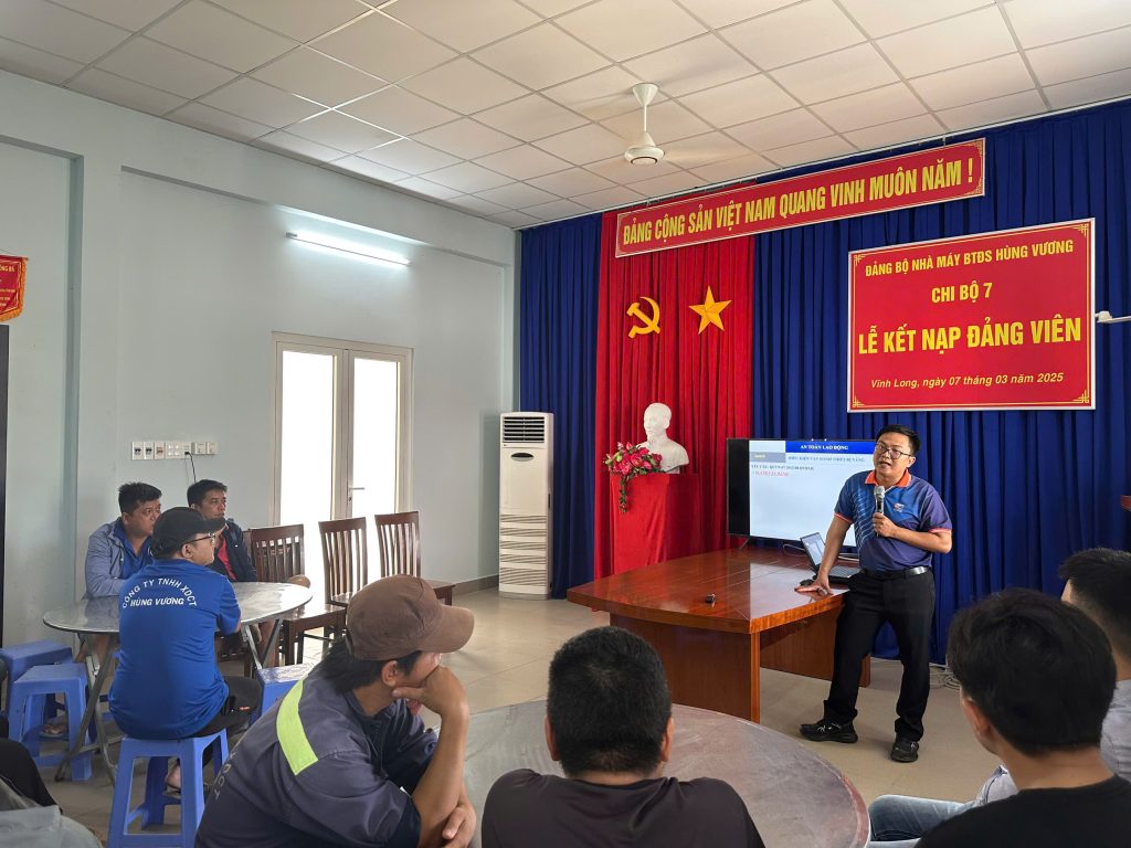 Công ty XDCT Hùng Vương: Tổ chức huấn luyện an toàn vệ sinh lao động cong ty xdct hung vuong to chuc huan luyen an toan ve sinh lao dong 15