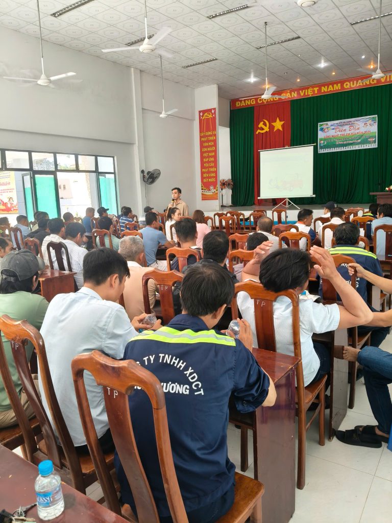 Công ty XDCT Hùng Vương: Tổ chức huấn luyện an toàn vệ sinh lao động cong ty xdct hung vuong to chuc huan luyen an toan ve sinh lao dong 28