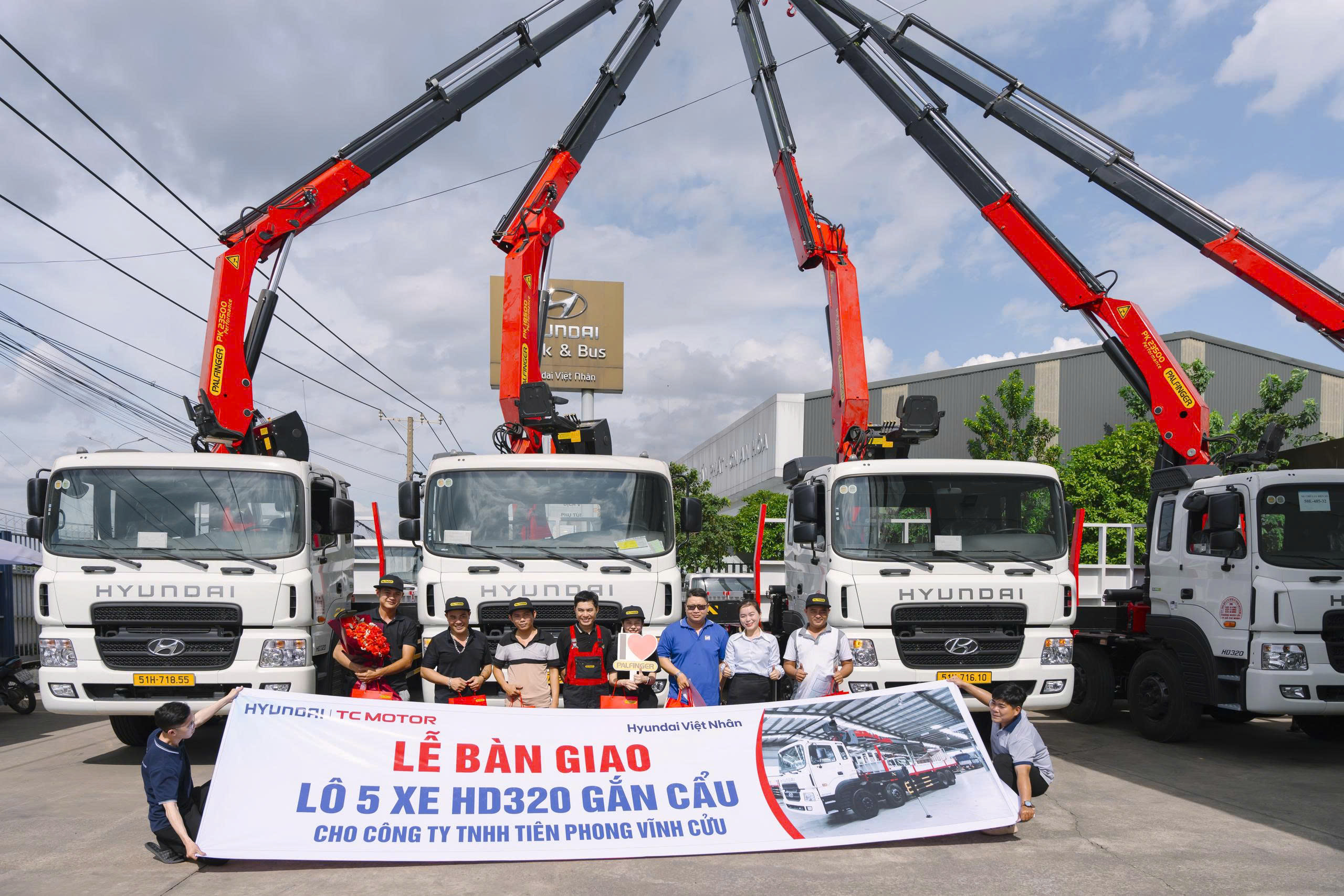 cong ty tien phong vinh cuu tiep nhan lo 5 xe hyundai gan cau 1
