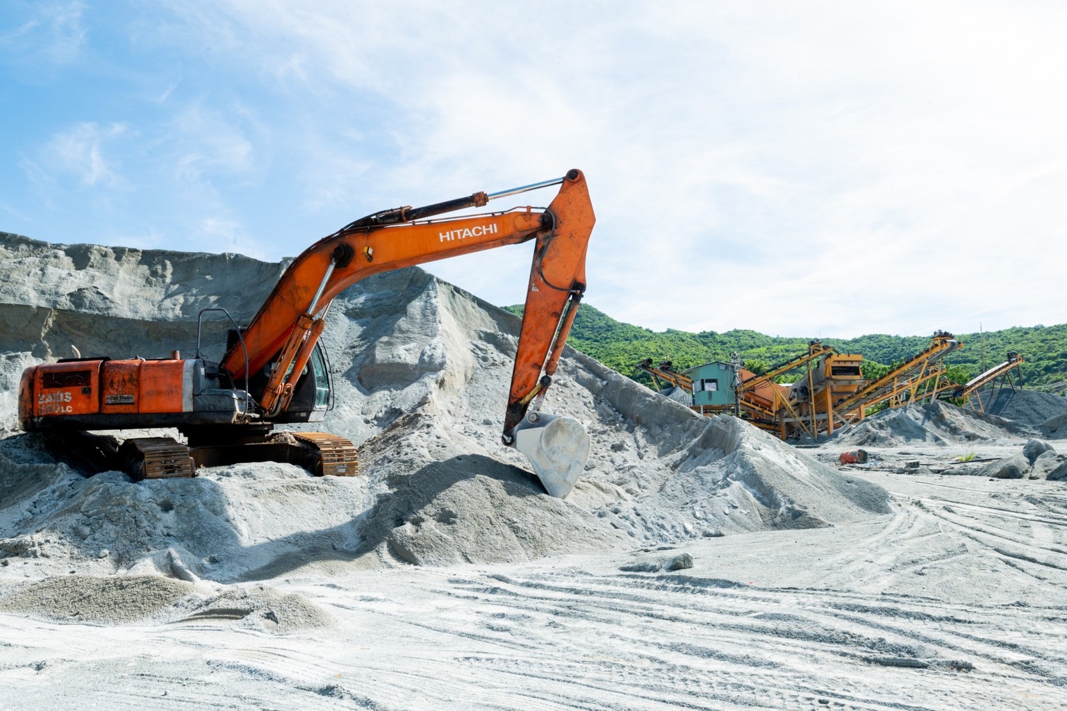 MỞ RỘNG ĐẦU TƯ – THÀNH LẬP CHI NHÁNH TẠI NINH THUẬN mo da khanh hoa hungvuongco 4