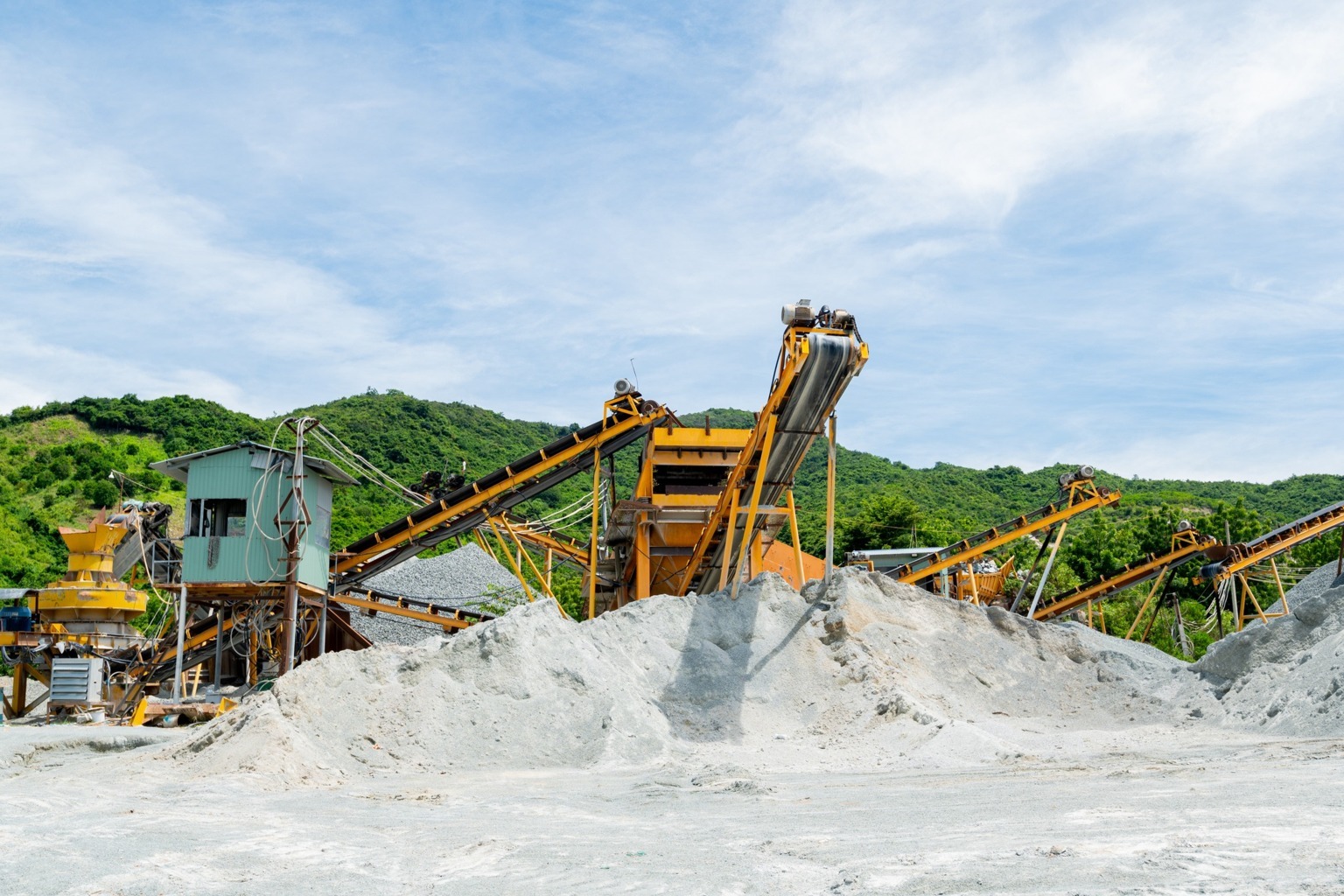 MỞ RỘNG ĐẦU TƯ – THÀNH LẬP CHI NHÁNH TẠI NINH THUẬN mo da khanh hoa hungvuongco 5