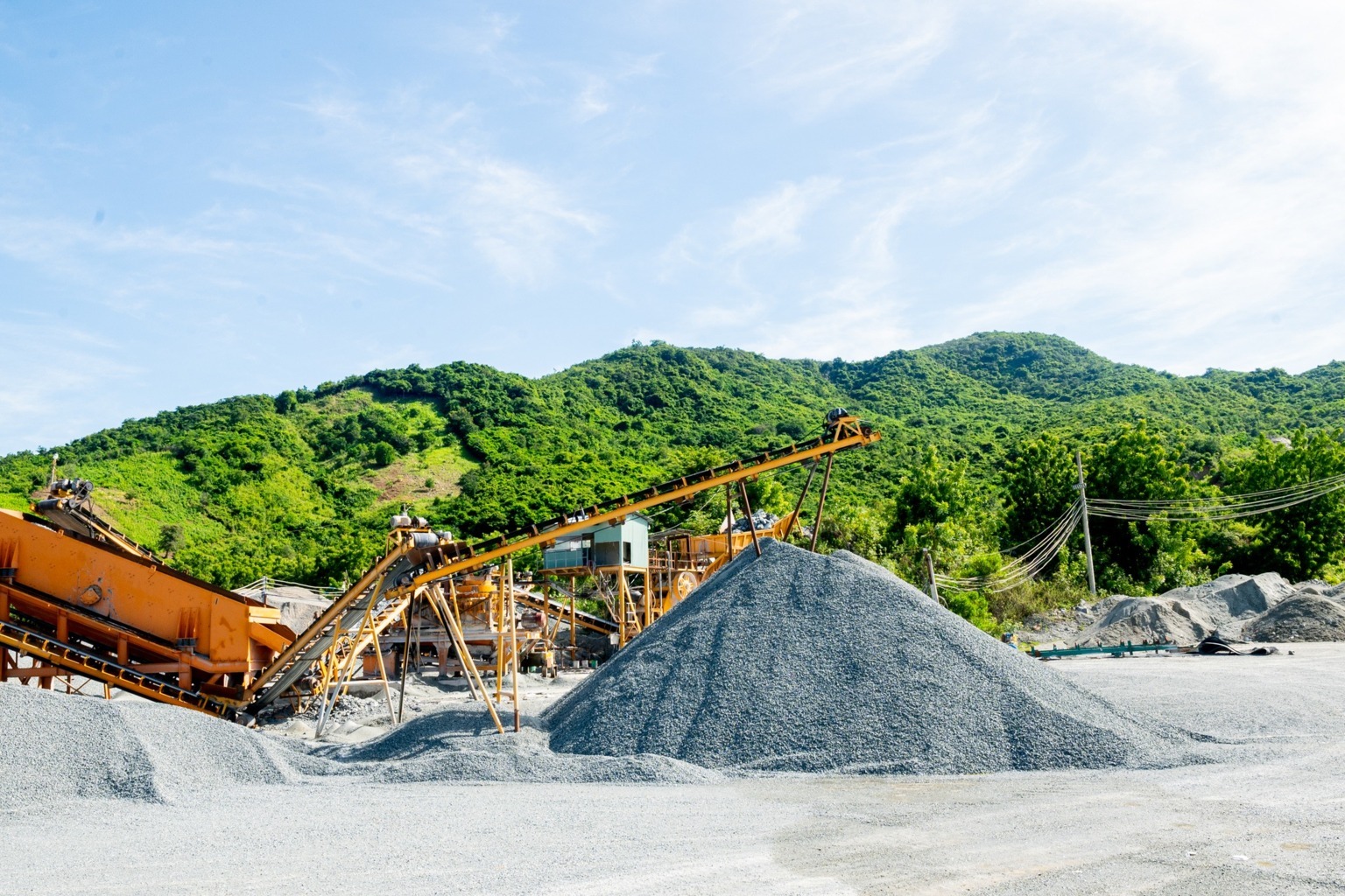 MỞ RỘNG ĐẦU TƯ – THÀNH LẬP CHI NHÁNH TẠI NINH THUẬN mo da khanh hoa hungvuongco 8