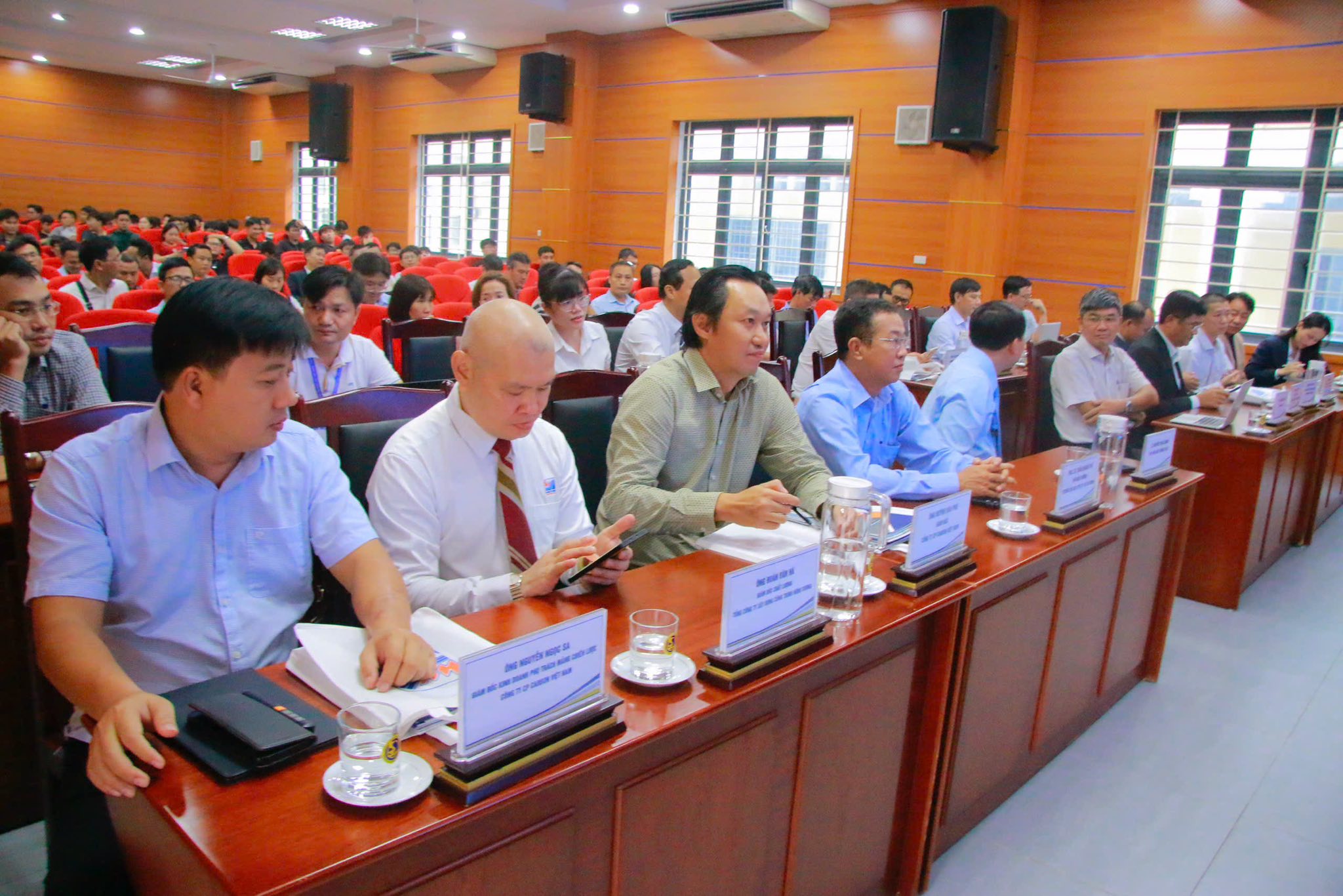 Công ty Hùng Vương tham gia Hội nghị Khoa học Công nghệ lần thứ XXIV phân hiệu Trường Đại học Giao thông Vận tải tại TP.HCM tham gia hoi nghi khoa hoc cong nghe lan thu xxiv truong dai hoc giao thong van tai tai tphcm 3