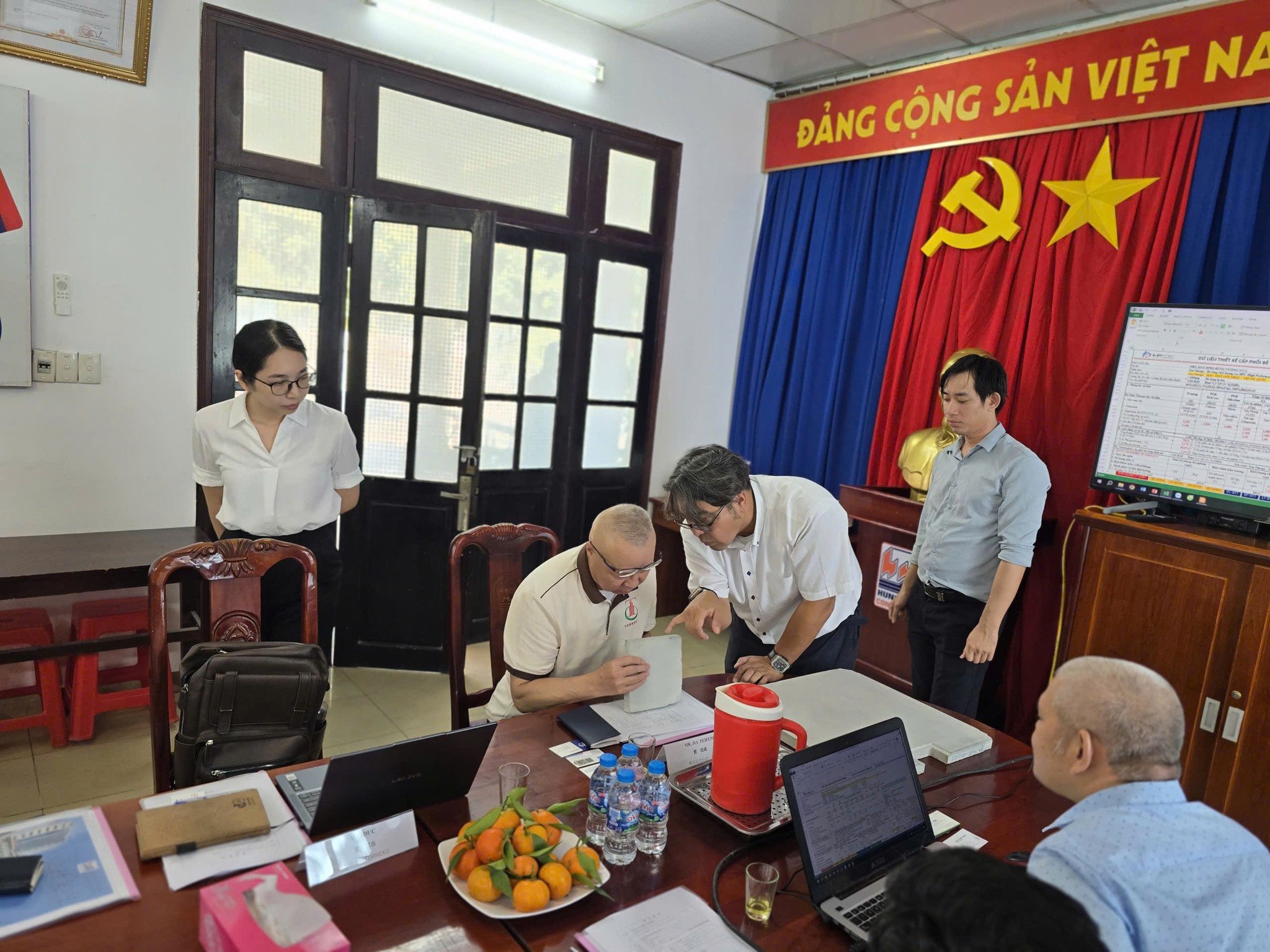 NHÀ MÁY BTĐS HÙNG VƯƠNG – VĨNH CỬU TIẾP ĐÓN ĐOÀN CÔNG TY NHẬT BẢN LẦN 2 ha may btds hung vuong vinh cuu tiep don doan cong ty nhat ban lan 2 6