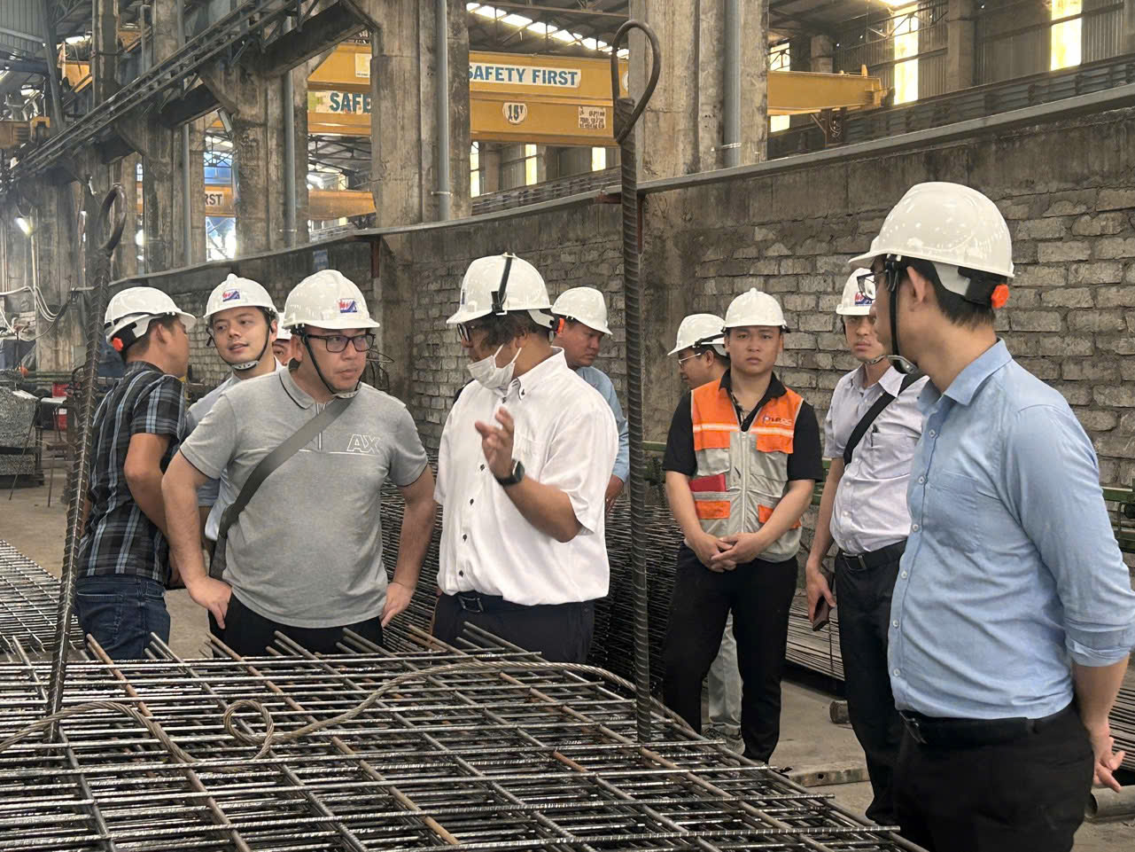 HỢP TÁC CHIẾN LƯỢC VIỆT – NHẬT LẦN GẶP GỠ THỨ 3 GIỮA NHÀ MÁY BÊ TÔNG ĐÚC SẴN HÙNG VƯƠNG – VĨNH CỬU VÀ ĐỐI TÁC NHẬT BẢN VỀ TẤM LÓT SÀN OMEGA tam lot san omega 6