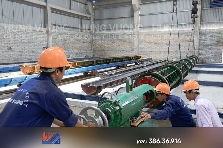 Cọc bê tông ly tâm dự ứng lực: Giải pháp nền móng bền vững Căng kéo thép dự ứng lực trong sản xuất cọc bê tông ly tâm