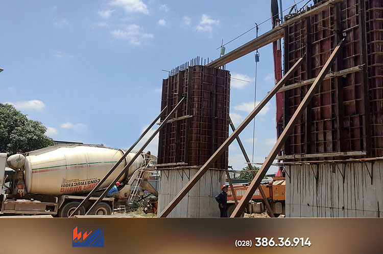 TRIỂN KHAI CUNG ỨNG BÊ TÔNG TƯƠI CHO HẠNG MỤC THÂN TRỤ TẠI VÒNG XOAY QUỐC LỘ 51 nhat ky giao hang trien khai cung ung be tong tuoi cho hang muc than tru tai vong xoay quoc lo 51 6