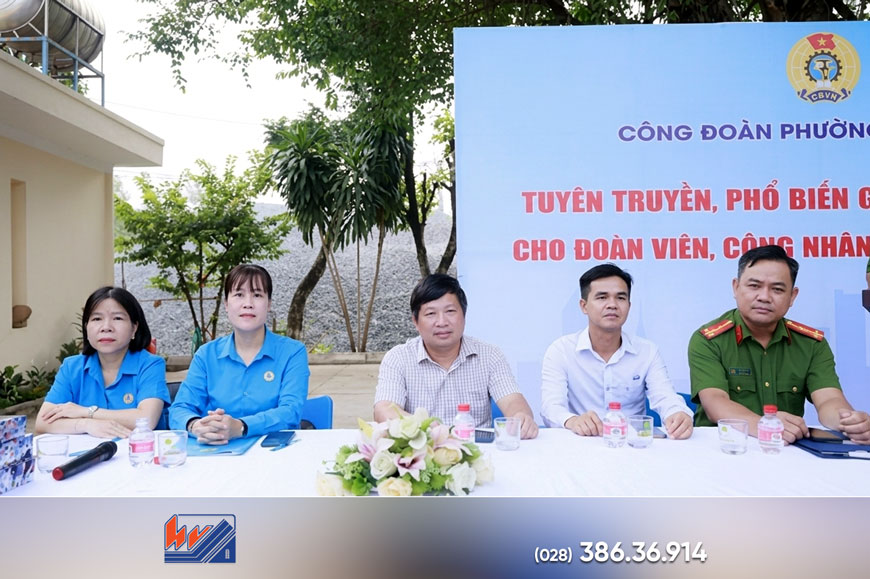 Công đoàn Hùng Vương phối hợp công đoàn phường tuyên truyền pháp luật cho người lao động cong doan hung vuong phoi hop cong doan phuong tuyen truyen phap luat cho nguoi lao dong 3