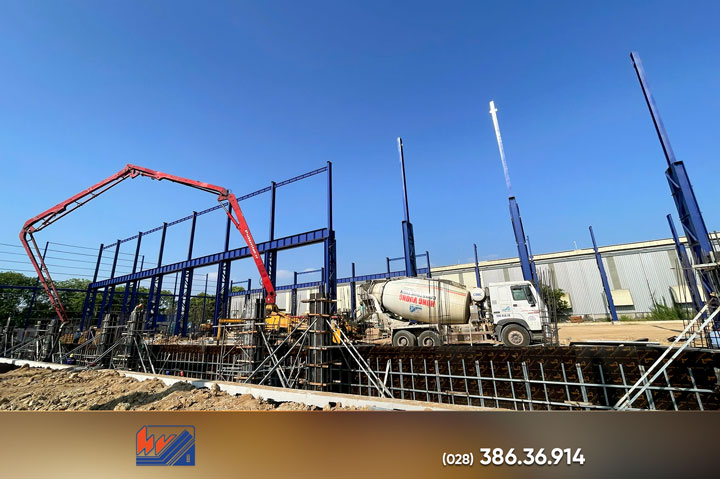 MỖI XE BÊ TÔNG – MỘT NHỊP TIẾN ĐỘ TẠI CÔNG TRÌNH PHÚ MỸ moi xe be tong mot nhip tien do tai cong trinh phu my 1
