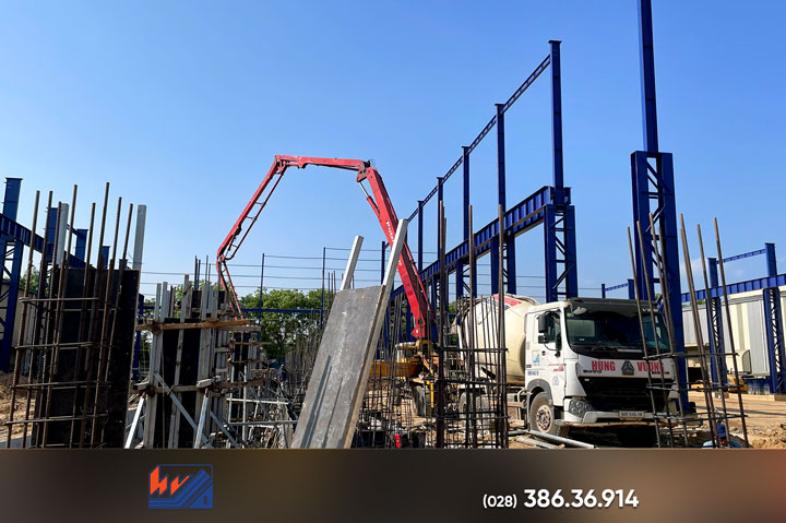 MỖI XE BÊ TÔNG – MỘT NHỊP TIẾN ĐỘ TẠI CÔNG TRÌNH PHÚ MỸ moi xe be tong mot nhip tien do tai cong trinh phu my 2