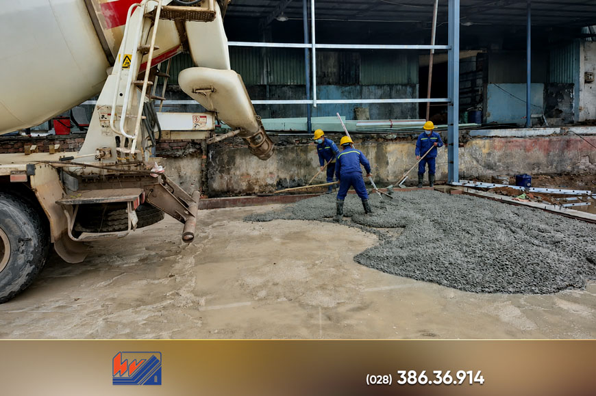 PHÍA SAU NHỮNG CHUYẾN XE BÊ TÔNG LÀ CẢ MỘT ĐỘI NGŨ phia sau nhung chuyen xe be tong la ca mot doi ngu4
