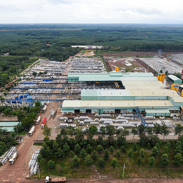 Năng lực sản xuất san xuat be tong xanh huong di ben vung cua hung vuong